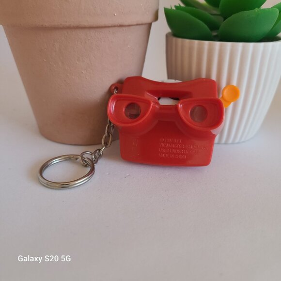 Source Unknown View Master Miniature Keychain Pre-Owned Collectible‎ Unisex - Picture 3 of 5